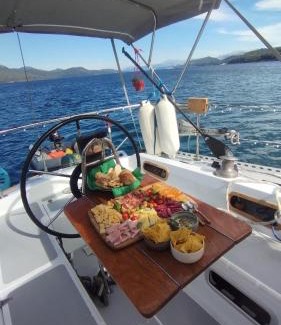 San Carlos de Bariloche Alquiler De Eote | Vivi Bariloche desde el Agua Excursiones nauticas
