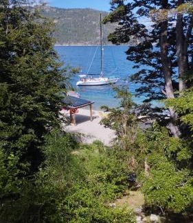 San Carlos de Bariloche Alquiler De Eote | Vivi Bariloche desde el Agua Excursiones nauticas