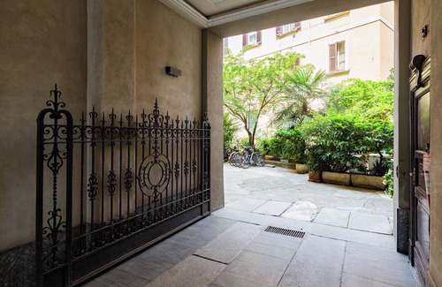 Centro Direzionale Apartamento | ViVi2 - City Center Escape-Perfect for Families-Fully Equipped Kitchen- AC -WIFI