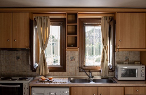 Ntomata Apartamento | Vivian's Studio - Endless View, Ideal for couples.