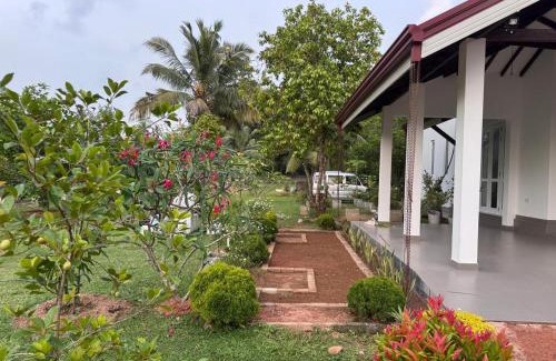 Divulapitiya Casa | VIVICA Airport Residence