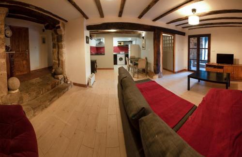Lezana de Mena Apartamento | Vivienda turística La Magdalena