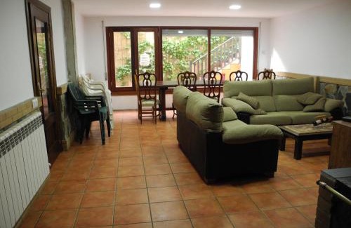 Fontellas Casa | VIVIENDA TURÍSTICA LOS OLIVOS