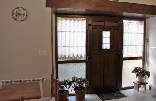 Penamellera Alta Casa | Vivienda Vacacional La Casina de Tina - Casas de los Picos