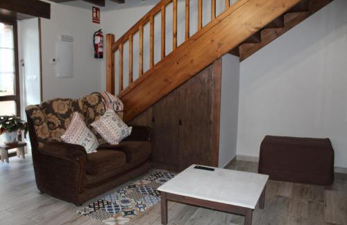 Penamellera Alta Casa | Vivienda Vacacional La Casina de Tina - Casas de los Picos