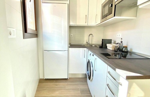 Tetuan Condominio | Free Parking - Brand new, design &lots of sunlight