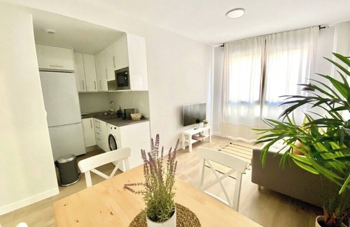 Tetuan Condominio | Free Parking - Brand new, super location, chic