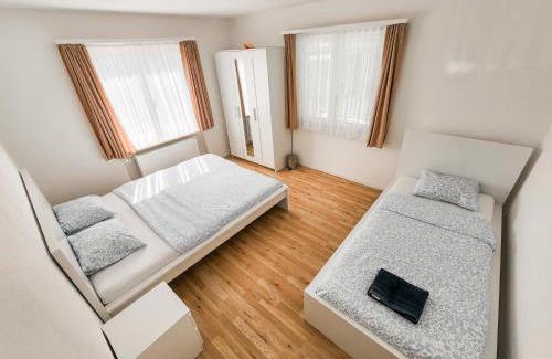 Bassersdorf Casa | VK - VBD - Zürich Airport - Homestay - Villa Bassersdorf