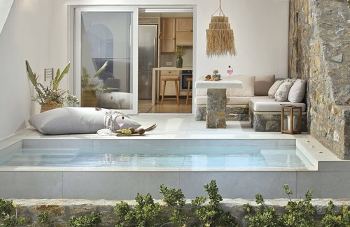 Kalafatis Casa | VLIA Myconian Residences