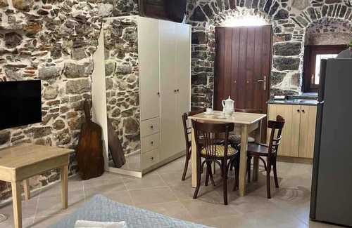 Olympi Casa | Vlychos Olympi Lodge 1 - Chios Cozy Getaway