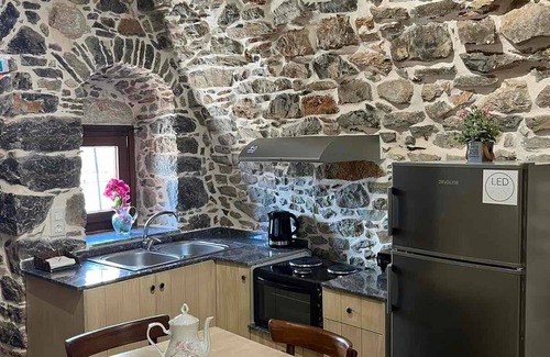 Olympi Casa | Vlychos Olympi Lodge 1 - Chios Cozy Getaway