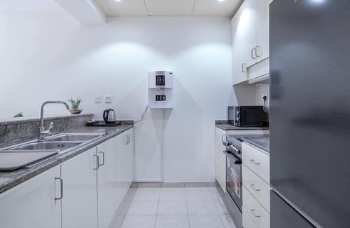 Sheikh Zayed Road Apartamento | Vogue - Spacious 3BHK Greens & Views