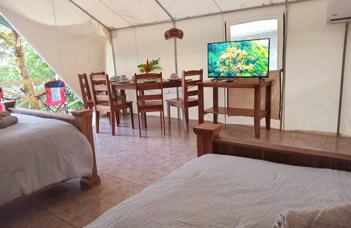 San Rafael de Guatuso Otro | Volcano Tenorio Glamping Ranch - 3 Tents
