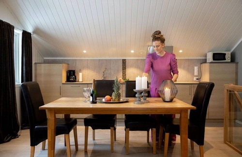 Hjelle Cabina | Vollsnes Feriehus Stryn