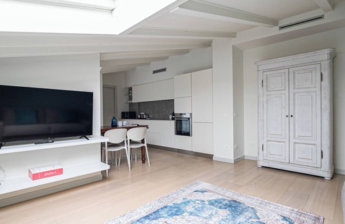 Monza Apartamento | Volta 40 - A - Una Habitación Piso, Capacidad 4