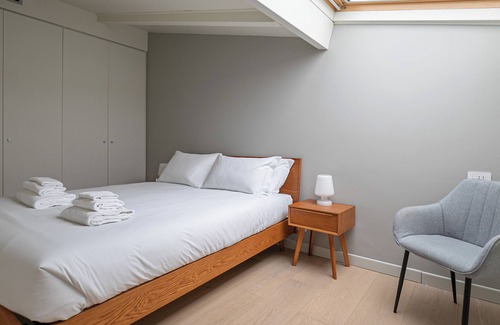 Monza Casa | Volta 40 - B - Una Habitación Pensión, Capacidad 4