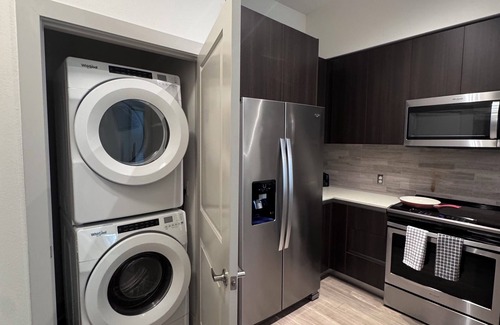 Grantville Apartamento | Vora Mission Valley West - Live in style at in San Diego.