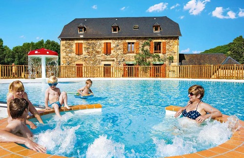Saint-Geniez-d'Olt Otro | VOS VACANCES EN PAYS D' AUBRAC La Boissière