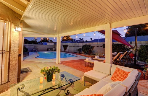 Rancho Oakey Casa | ** Impresionante casa de lujo W / Pool-2m de Strip !!** **