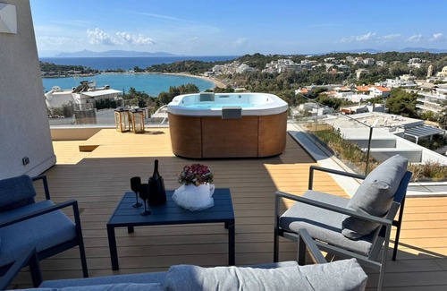 Vouliagmeni Apartamento | Vouliagmeni Panoramic 200m2 Rooftop & 25m2 Loft