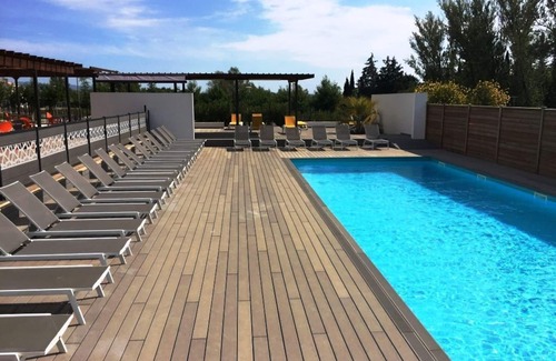 Eguilles Apartamento | Voyage au Coeur d'Aix av/ Accès Piscine+Terasse!