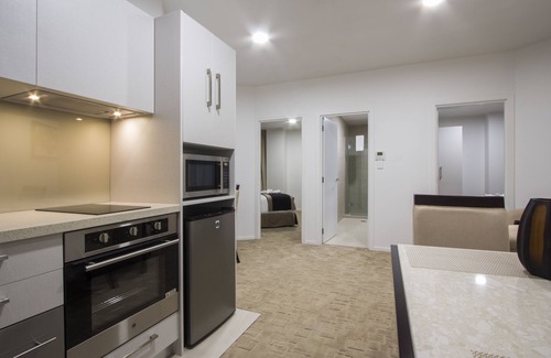Newton Hotel | VR Queen Street - Hotel & Suites