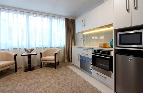 Newton Hotel | VR Queen Street - Hotel & Suites