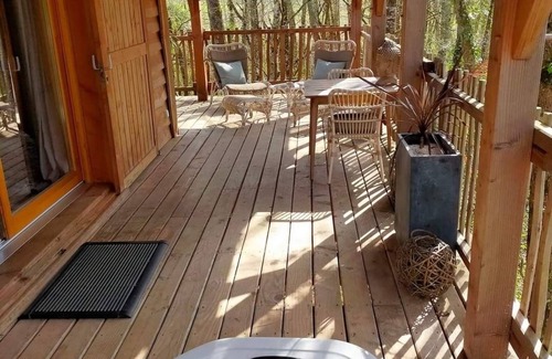Gardegan-et-Tourtirac Chalet De Esquí | Vrbo Property