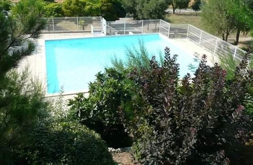 Saint-Martin-de-Bromes Apartamento | Vrbo Property