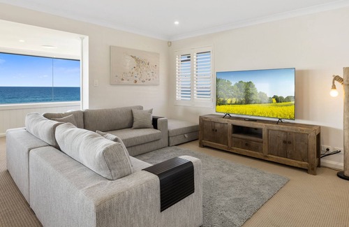 Narrabeen Casa | Vrbo Property