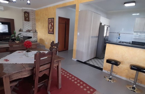 Salto de Pirapora Casa | Vrbo Property