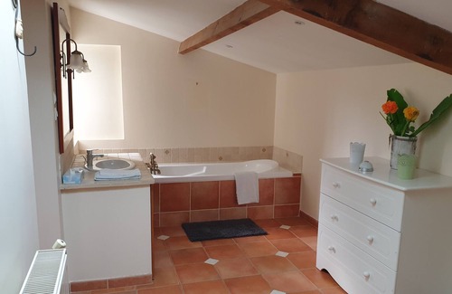 Allan Otro | Vrbo Property