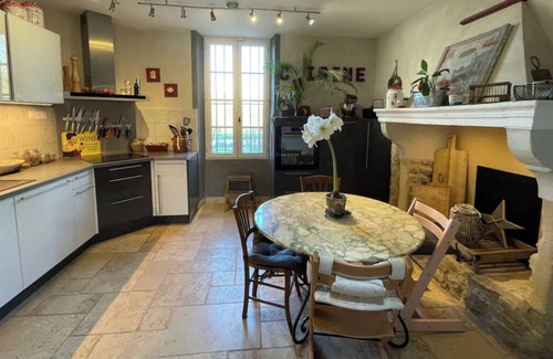Althen-des-Paluds Otro | Vrbo Property