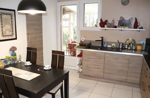 Saint-Cyr-l'Ecole Cama Y Desayuno | Vrbo Property