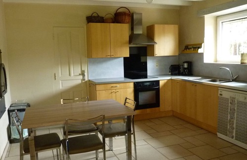 Ville-sous-Anjou Casa | Vrbo Property