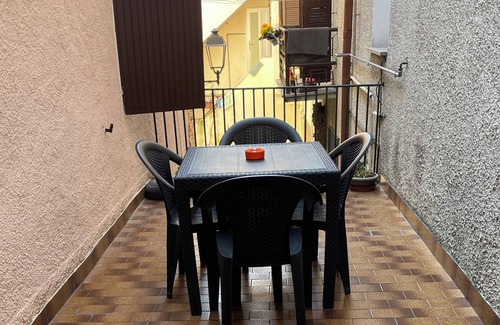 Brusimpiano Casa | Vrbo Property