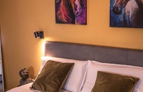 Caserta Apartamento | Vrbo Property