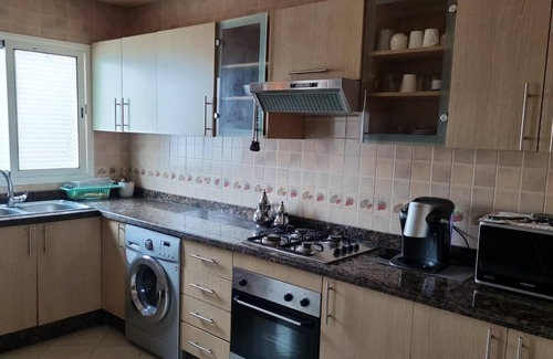 Belvedere Apartamento | Homerez - Apartamento a 10 km de la playa para 6 pers. con terraza en Casablanca