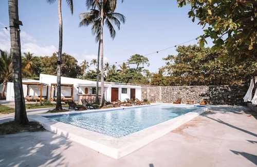 La Libertad Villa | Vrbo Property