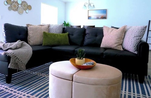 Poinciana Casa | Cozy Kissimmee Home - Sleeps up to 8!