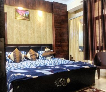 Mathura Apartamento | Vrindavan Divine Nest Near Iskcon and Prem Mandir
