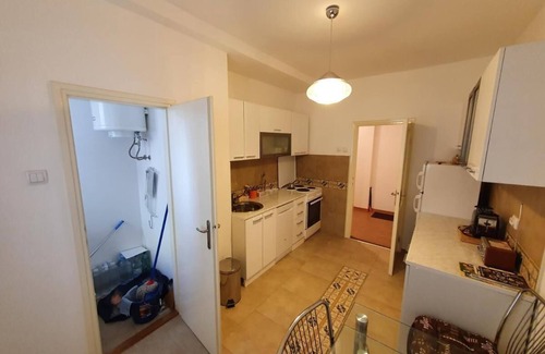 Vrsac Apartamento | Vršac City Center Apartment Overlooking City Hall
