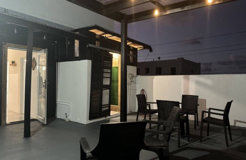 Arecibo Pueblo Apartamento | VSS Rustic: Stylish & Relaxing Escape Near Beaches