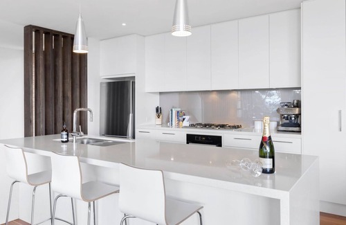 Lorne Casa | VUE DE MER - Delicia moderna