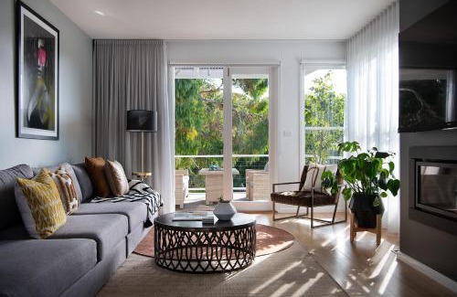 Daylesford Casa | Vue Lake Daylesford Villa- lakeside luxury