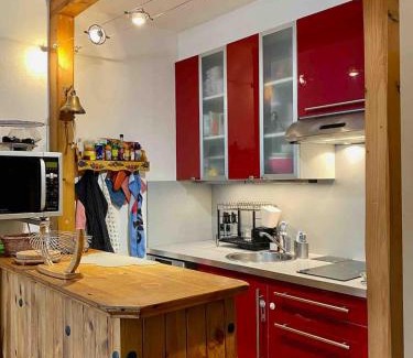 Villers-sur-Mer Apartamento | Vue mer, balcon, 50m plage & village, au calme - centre ville historique, 2P pour 4 maximum
