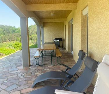 Auzon Communaute Casa | Vue panoramique & jacuzzi privé