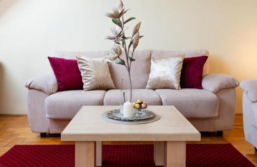 Vukov Spomenik Apartamento | Vukov Park apartments