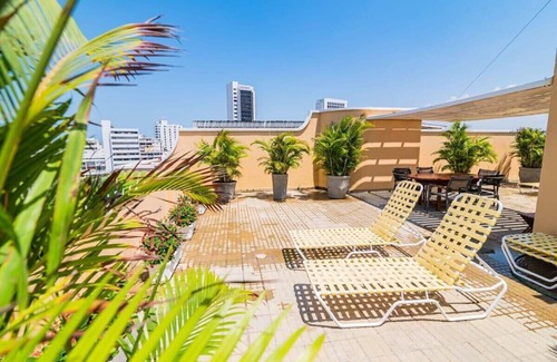 Cartagena Walled City Apartamento | w* | Awesome 2BR w/ AC in Paradisiac Cartagena