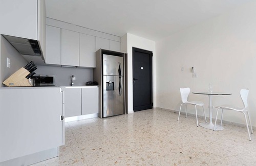 Panama City Apartamento | w* | Sophisticated 1BR w/ Balcony in Casco Antiguo